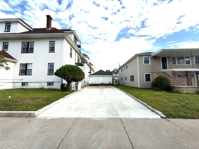 517 laurelton blvd, Long Beach, NY 11561