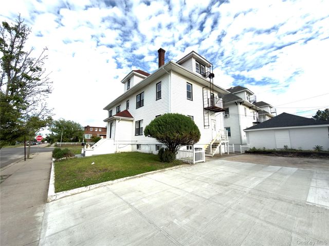 517 laurelton blvd, Long Beach, NY 11561