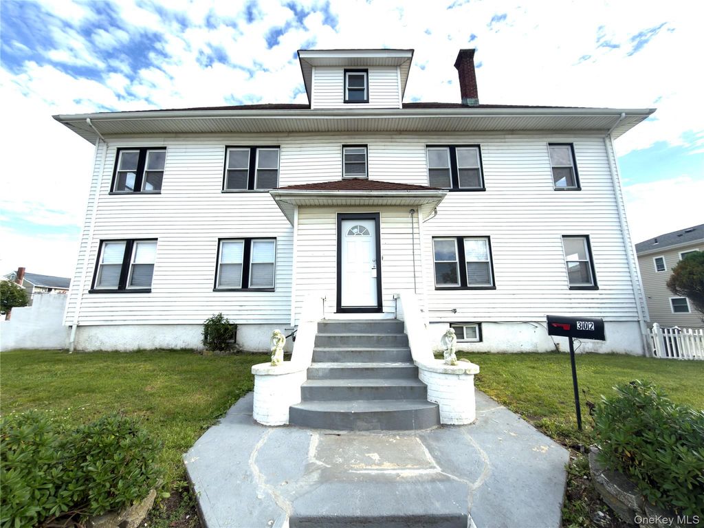 517 laurelton blvd, Long Beach, NY 11561
