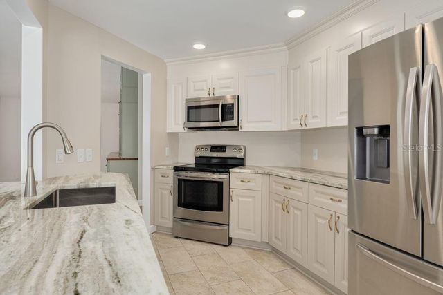 2162 CYPRESS POINT DRIVE N, Clearwater, FL 33763