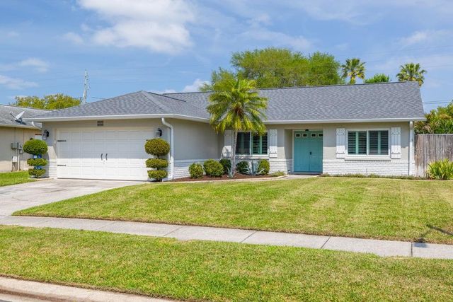 2162 CYPRESS POINT DRIVE N, Clearwater, FL 33763