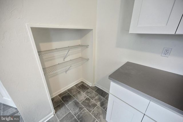 204 PARK PL, York, PA 17401