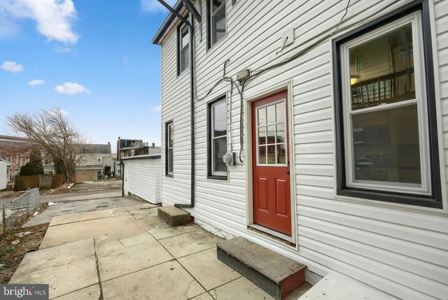 204 PARK PL, York, PA 17401