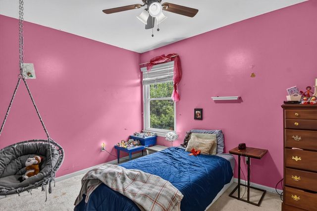 52133 Huntley Avenue, New Baltimore, MI 48047