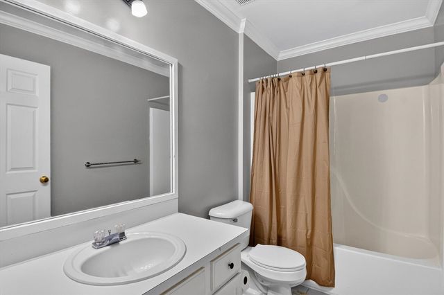 52133 Huntley Avenue, New Baltimore, MI 48047