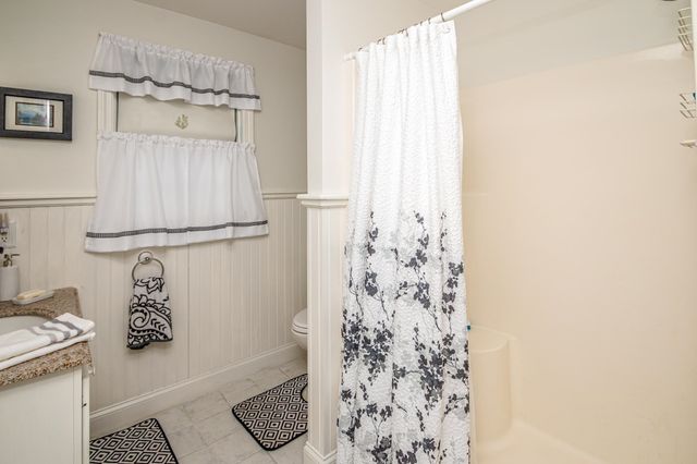 28 Washington Avenue, Bartlett, NH 03845