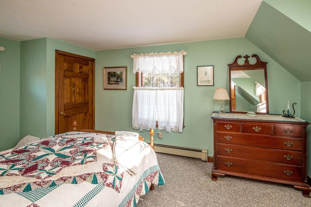 28 Washington Avenue, Bartlett, NH 03845