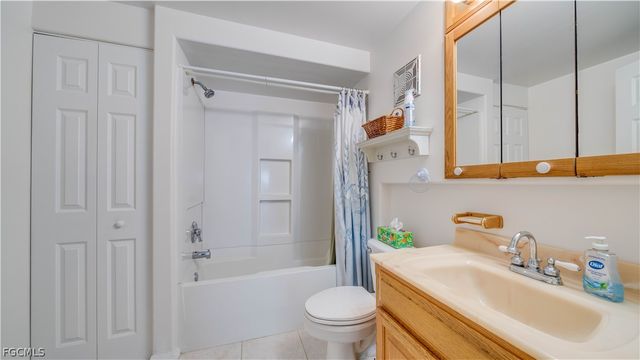 6549 Duquesne DR, Fort Myers, FL 33919