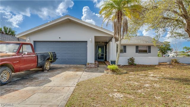 6549 Duquesne DR, Fort Myers, FL 33919