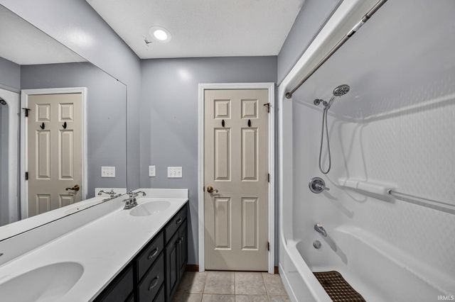 1225 W Rogers Street, Osceola, IN 46561