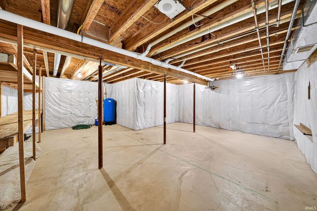 1225 W Rogers Street, Osceola, IN 46561