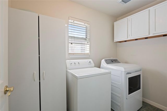 314 Winding Oak Lane S, League City, TX 77573