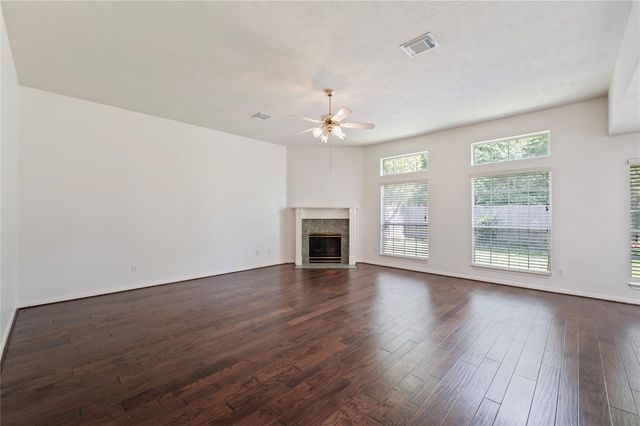 314 Winding Oak Lane S, League City, TX 77573