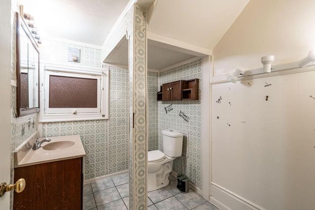 2043 28th STREET, Milwaukee, WI 53208