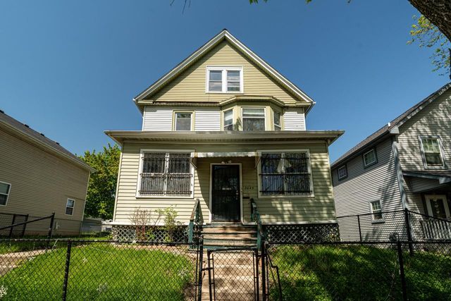 2043 28th STREET, Milwaukee, WI 53208