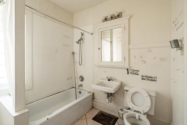 2043 28th STREET, Milwaukee, WI 53208