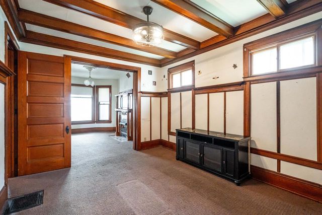 2043 28th STREET, Milwaukee, WI 53208