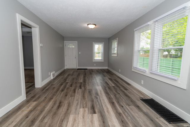 2416 Morton Avenue, Elkhart, IN 46517