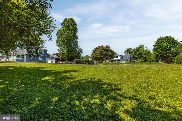70 PARK LN, Earleville, MD 21919