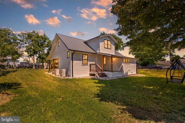 70 PARK LN, Earleville, MD 21919