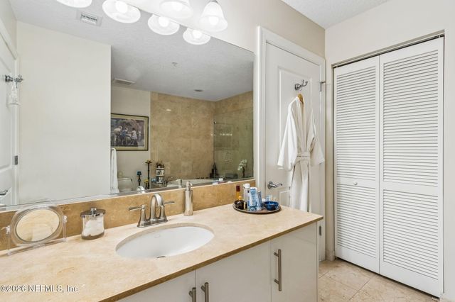 1431 RIVERPLACE Boulevard 1008, Jacksonville, FL 32207