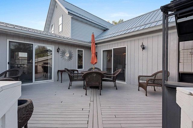 300 3RD STREET, Oconto, WI 54153