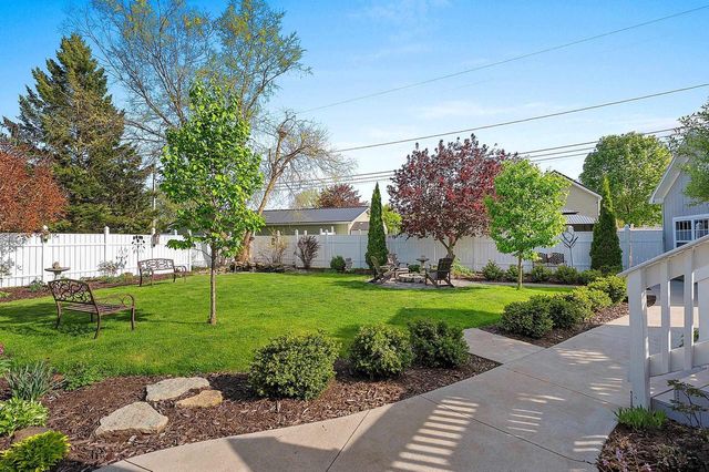 300 3RD STREET, Oconto, WI 54153