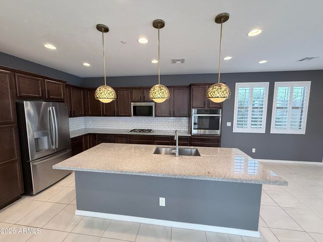 31766 N 24th Drive, Phoenix, AZ 85085