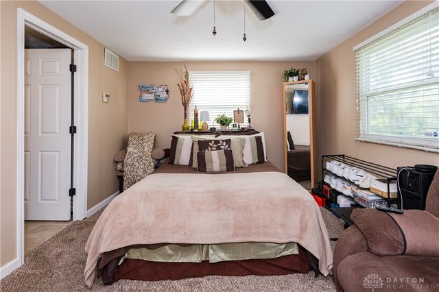 6520 Larcomb Drive, Huber Heights, OH 45424