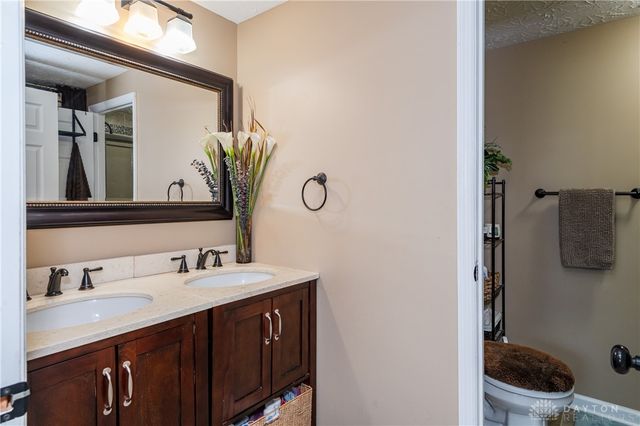 6520 Larcomb Drive, Huber Heights, OH 45424