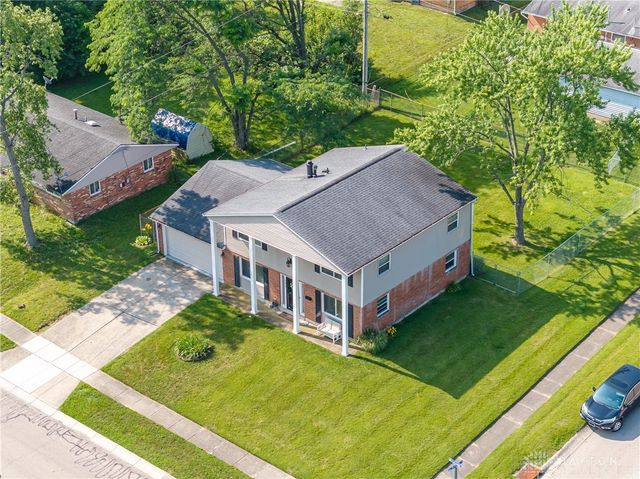 6520 Larcomb Drive, Huber Heights, OH 45424
