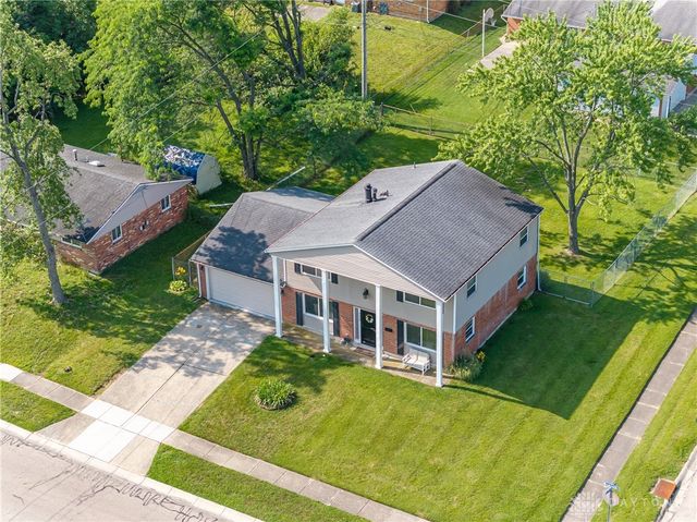 6520 Larcomb Drive, Huber Heights, OH 45424