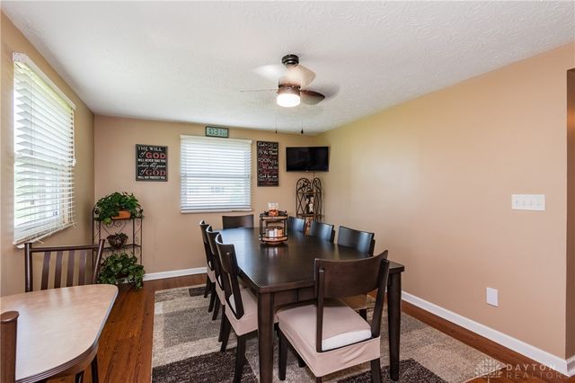 6520 Larcomb Drive, Huber Heights, OH 45424