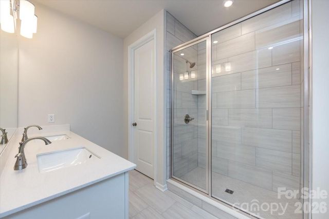 6001 Longar Lane, Charlotte, NC 28269