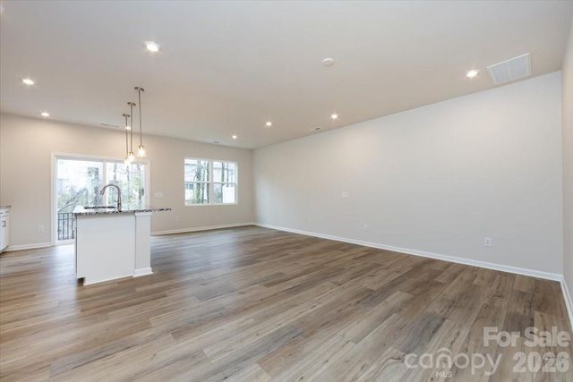 6001 Longar Lane, Charlotte, NC 28269