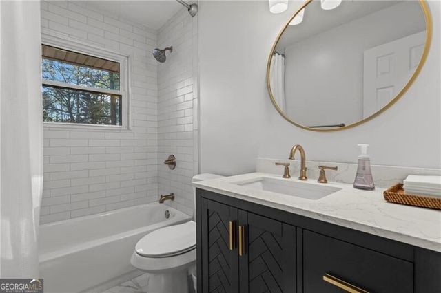 4061 North Cooper Lake Road SE, Smyrna, GA 30082