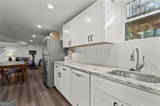 4061 North Cooper Lake Road SE, Smyrna, GA 30082