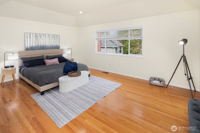 14916 NE 76th Court, Redmond, WA 98052