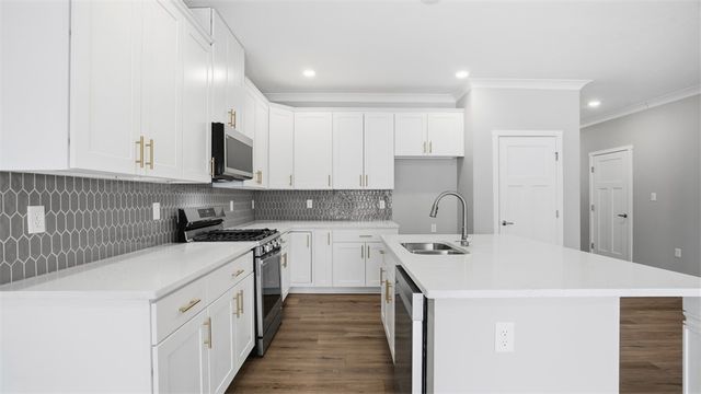 2724 Marra Drive, Hampton, PA 15044