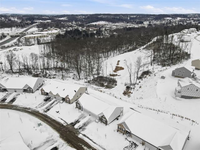 2724 Marra Drive, Hampton, PA 15044