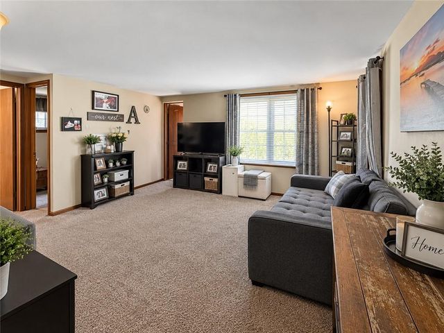 406 Devon Street, Independence, MO 64055
