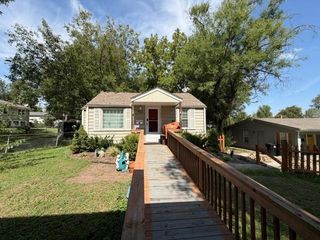 406 Devon Street, Independence, MO 64055