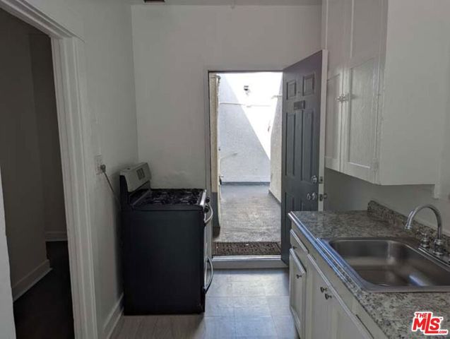 1298 Queen Anne Pl. 04, Los Angeles, CA 90019