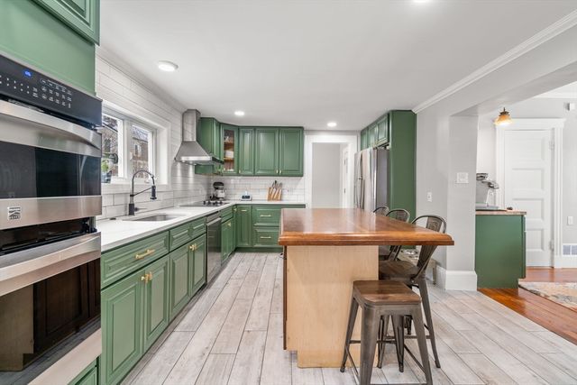 60 Taunton, Boston, MA 02136