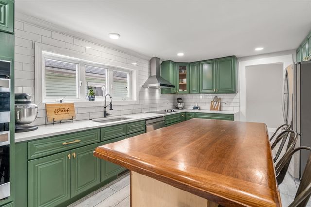 60 Taunton, Boston, MA 02136