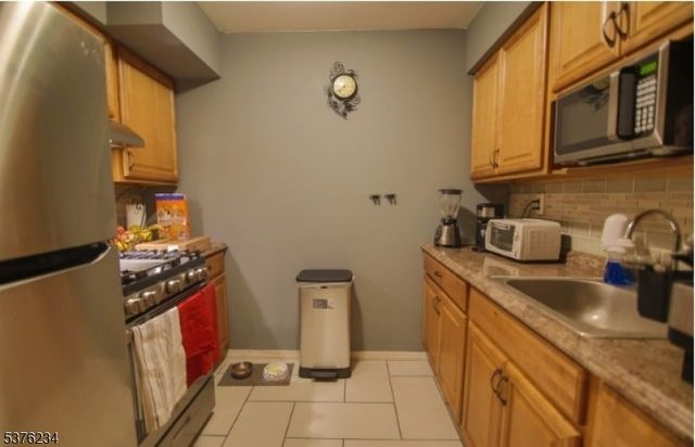 401 US Highway 22 Bldg 47A A, North Plainfield Boro, NJ 07060