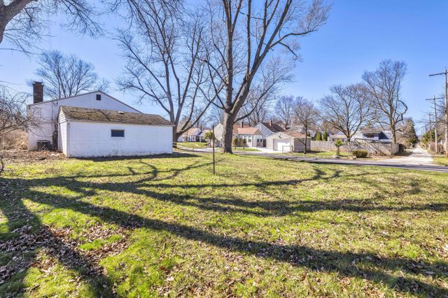 68 W Kanawha Avenue, Columbus, OH 43214