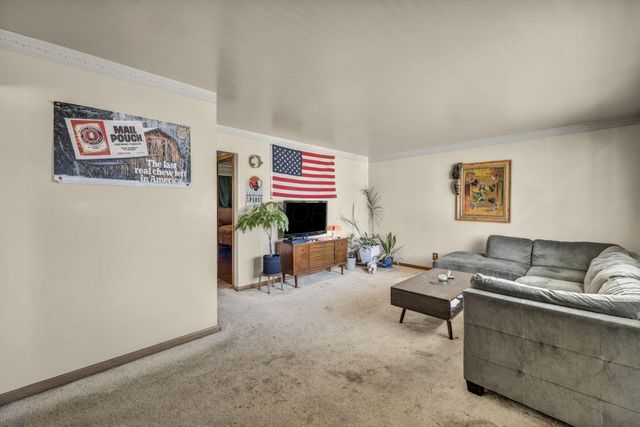 68 W Kanawha Avenue, Columbus, OH 43214