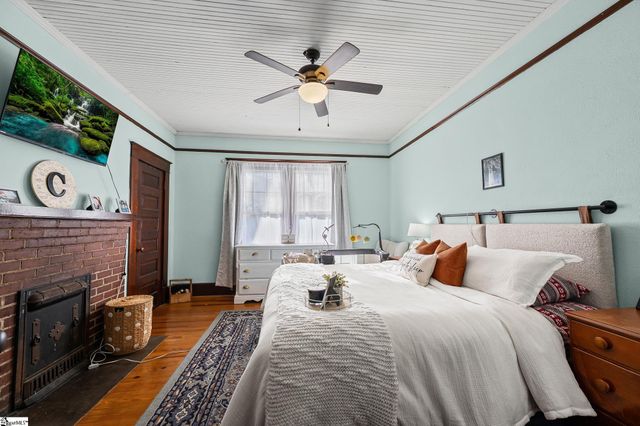 315 N Adair Street, Clinton, SC 29645