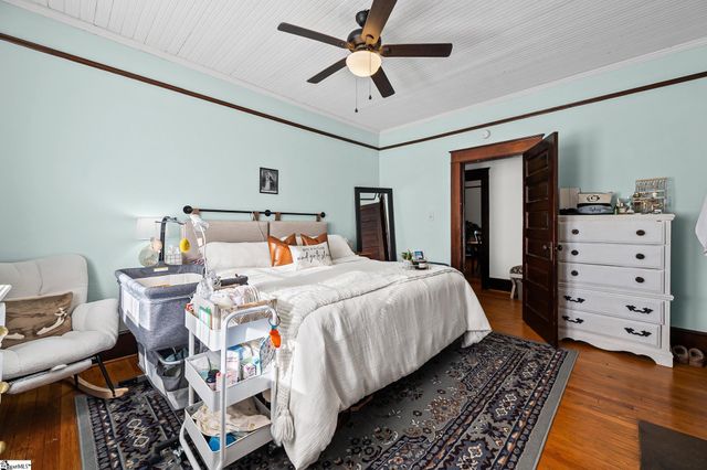 315 N Adair Street, Clinton, SC 29645